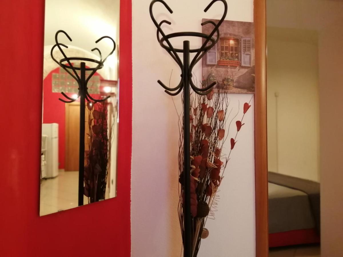 Dependance Red House - Affitti Brevi Italia Apartment Манфредония Екстериор снимка